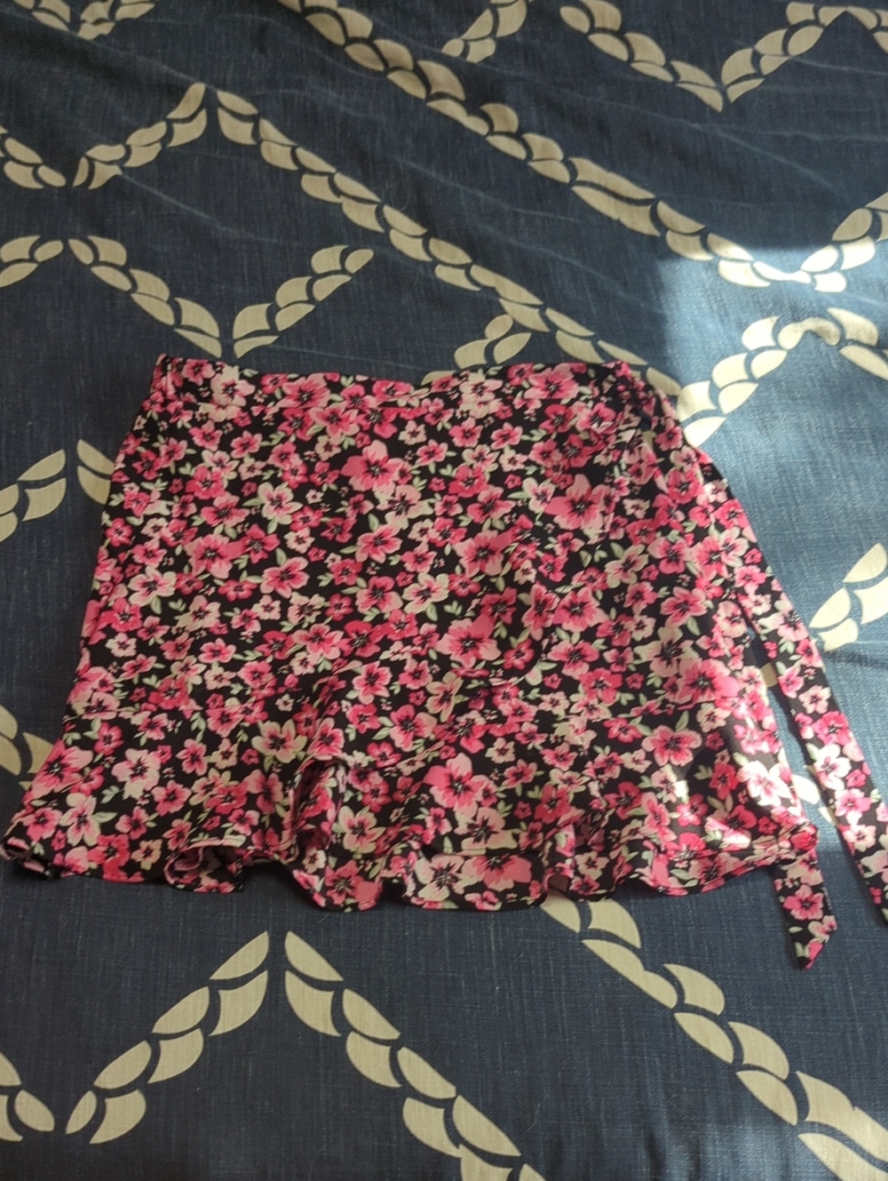 H&M Pink, White & Black Tie Skirt